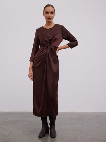 BGN Kleid in Braun