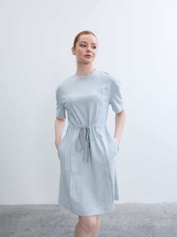 BGN Kleid in Hellblau