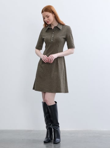 BGN Kleid in Schwarz/ Ocker