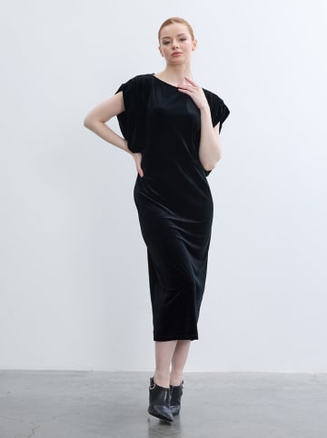 BGN Kleid in Schwarz