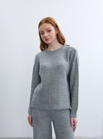 BGN Pullover in Grau
