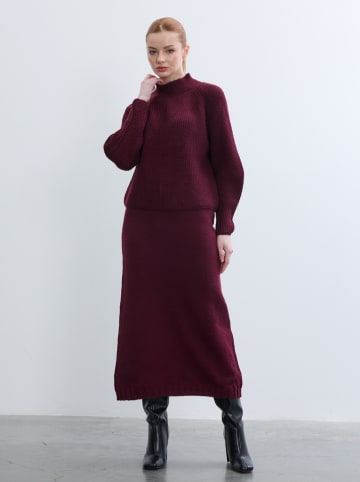 BGN Sweter w kolorze bordowym