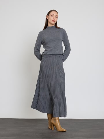 BGN Rollkragenpullover in Grau