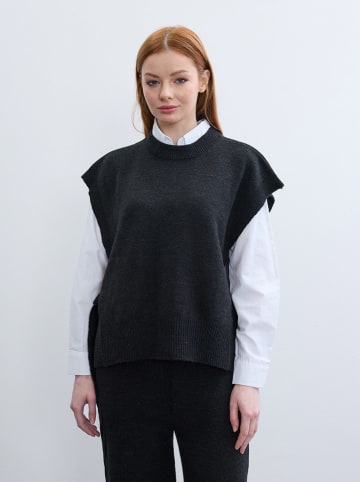 BGN Pullover in Schwarz