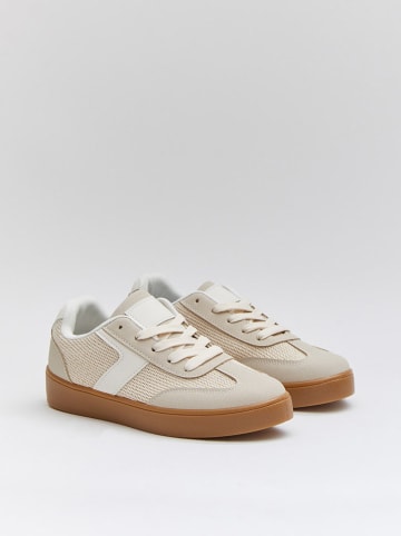 Bellucci Sneakers in Beige