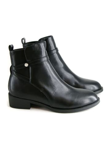 Belluci Boots in Schwarz