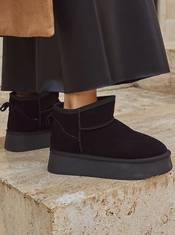 Bellucci Leder-Boots in Schwarz