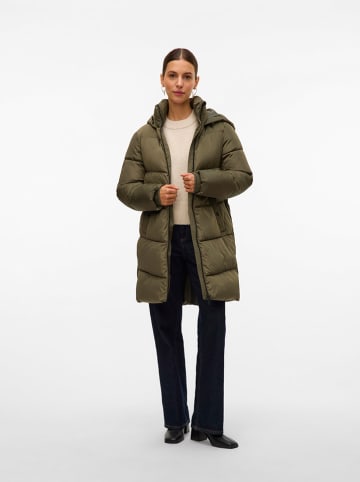 Vero Moda Płaszcz zimowy "VMHALSEY" w kolorze khaki