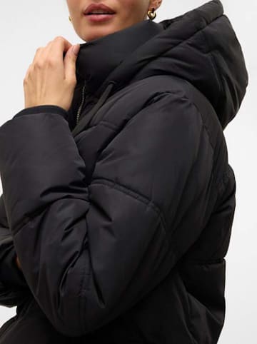 Vero Moda Steppjacke in Schwarz