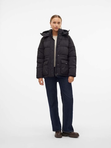 Vero Moda Winterjacke in Schwarz
