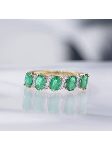 DIAMOND & CO Gouden ring "Sambava" met diamanten en smaragden