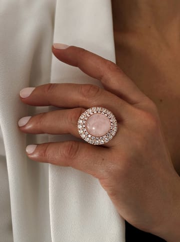 Les Petites Précieuses Rosévergold. Ring mit Edelsteinen