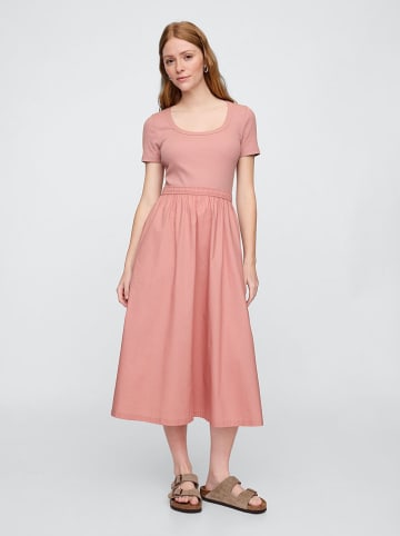GAP Kleid in Rosa
