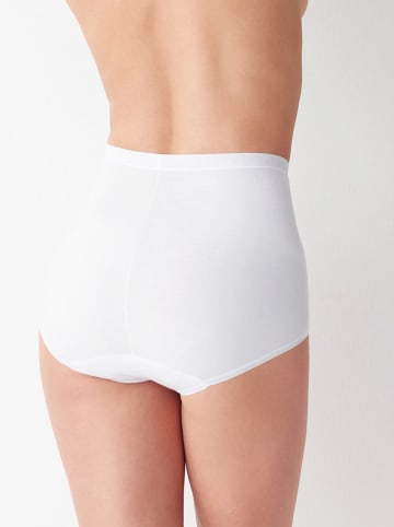 COTONELLA Pełne figi high waist w kolorze białym