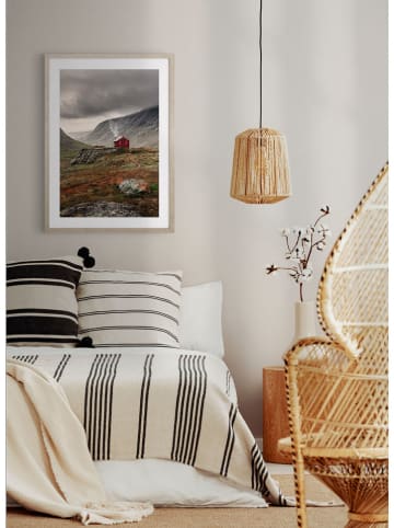 Ars Longa Gerahmter Kunstdruck "Red Chalet In The Mountains" - (L)70 x (B)50 cm