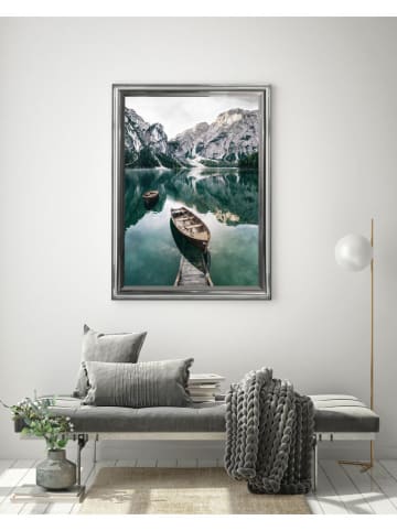Ars Longa Ingelijste kunstdruk "Boat On A Mountain Lake" - (L)70 x (B)50 cm