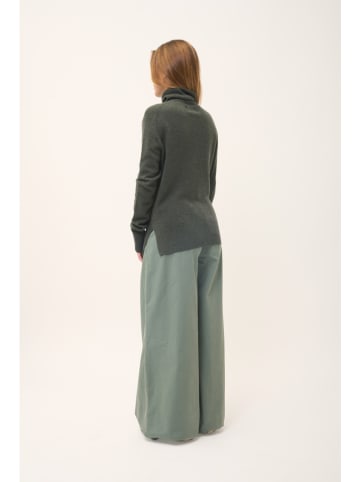 Just Cashmere Kaszmirowy golf "Lexie" w kolorze khaki