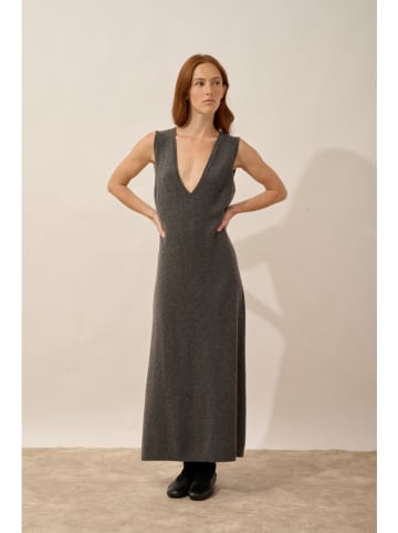 Just Cashmere Kaszmirowa sukienka "Tessa" w kolorze antracytowym