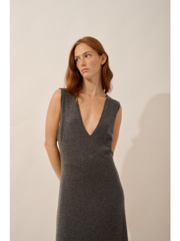 Just Cashmere Kaszmirowa sukienka "Tessa" w kolorze antracytowym