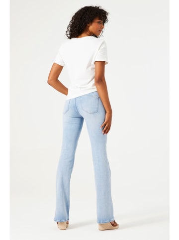 Garcia Jeans - Flared fit - in Hellblau