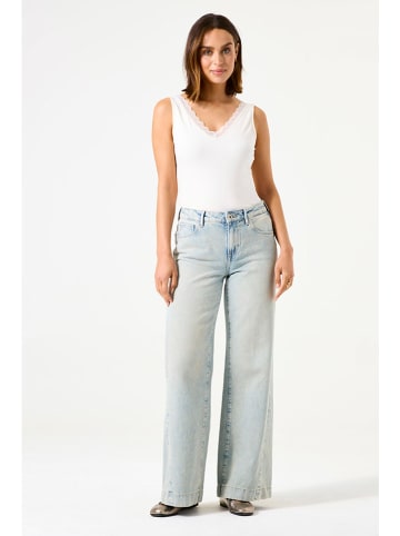 Garcia Top w kolorze białym