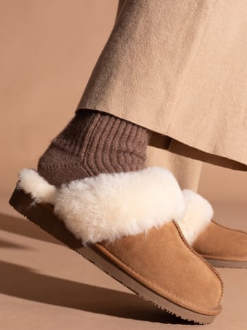 Gooce Schaffell-Hausschuhe "Wispper" in Beige