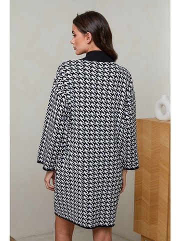 Soft Cashmere Gebreide jurk zwart/wit