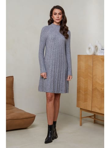 Soft Cashmere Strickkleid in Grau