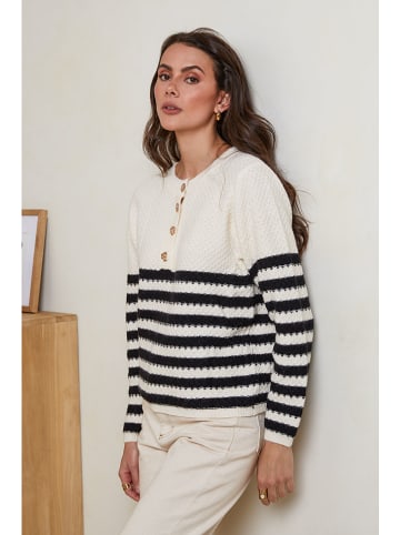 Soft Cashmere Pullover in Beige