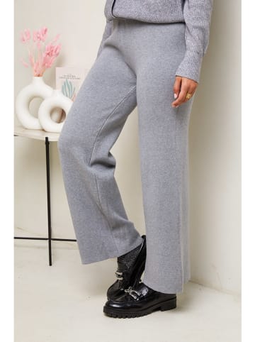 Soft Cashmere Spodnie w kolorze szarym