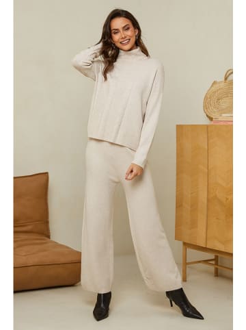 Soft Cashmere Hose in Beige