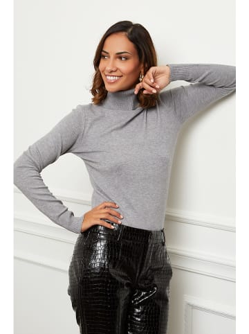 L'armoire de Suzette Coltrui grijs