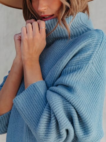 LA Angels Sukienka dzianinowa w kolorze błękitnym