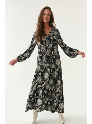 TATUUM Kleid in Schwarz/ Weiß
