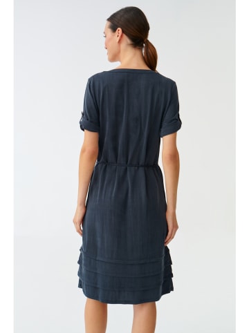 TATUUM Kleid in Dunkelblau