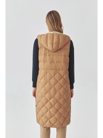 TATUUM Doorgestikte bodywarmer beige