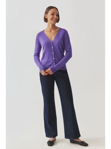 TATUUM Cardigan in Lila