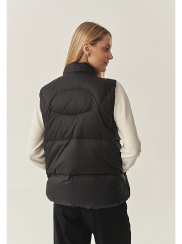 TATUUM Weste in Schwarz