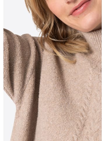 Timezone Strickkleid in Beige