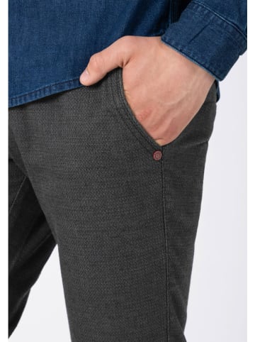 Timezone Chino "Lui" in Anthrazit