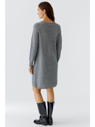 Oui Kleid in Grau