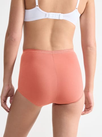 Sloggi Pełne figi high waist (4 pary) "Basic+" w kolorze błękitnym, białym i różowym
