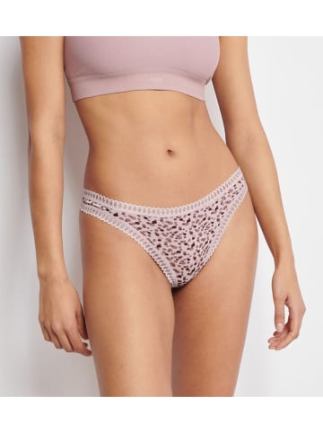 Sloggi Stringi (3 pary) "Go Crush" w kolorze jasnoróżowym