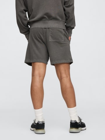 GAP Shorts in Anthrazit