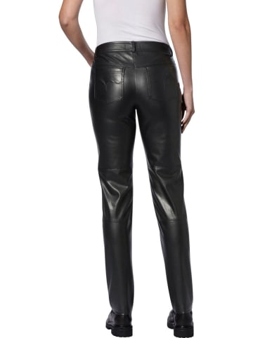 Heine Spodnie - Slim fit - w kolorze czarnym ze skóry syntetycznej