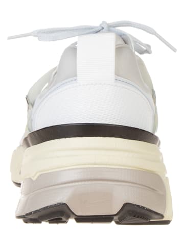 Nike Sneakers "V2K Run" in Weiß/ Silber