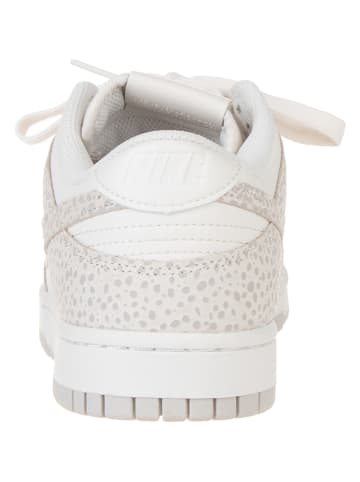 Nike Skórzane sneakersy "Dunk Low" w kolorze kremowo-beżowym