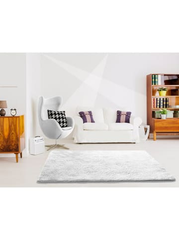 Atticgo Hoogpolig tapijt "Alpaca" wit