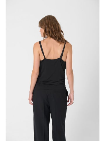 Soaked in Luxury Top in Schwarz