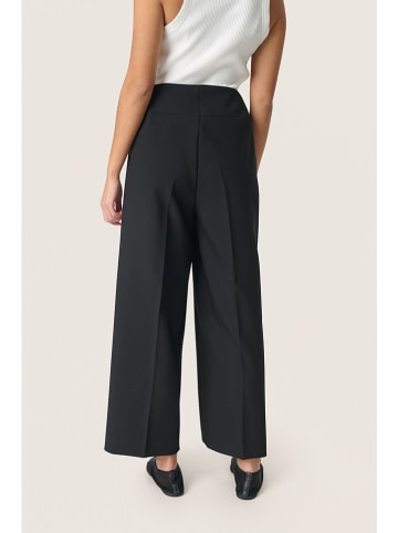 Soaked in Luxury Marlenehose in Schwarz